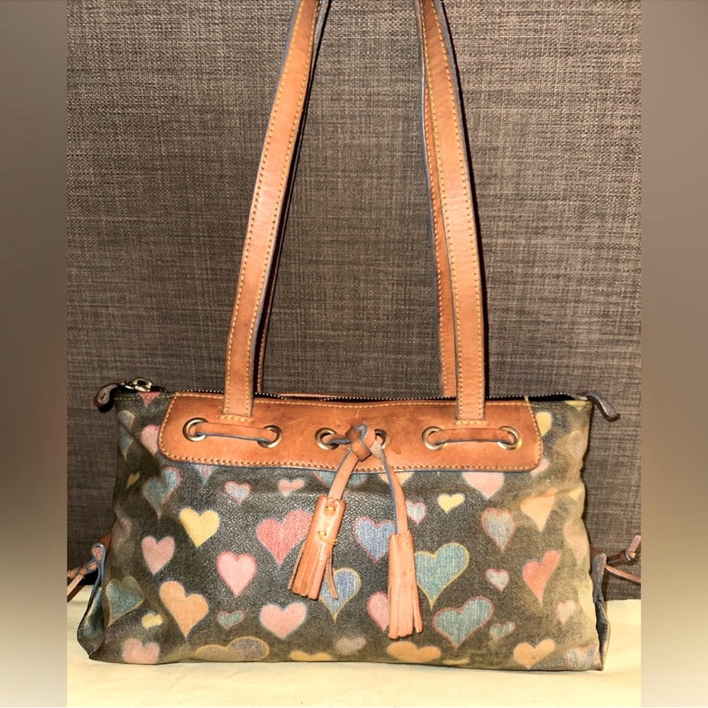 Dooney 💜 Bourke Heart Patterned Brown Handbag with Rainbow 🌈 zipper closure